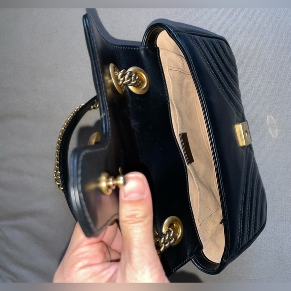 GUCCI - GG Marmont matelassé mini bag - Picture 6 of 16